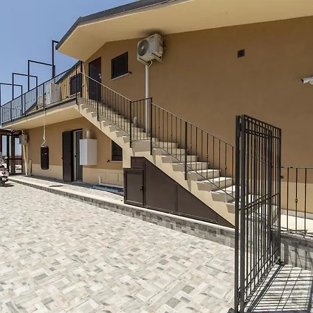 La Mansarda Di Bellavista Apartment *