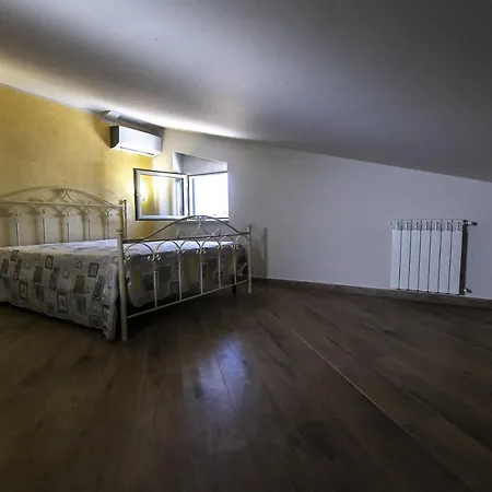 La Mansarda Di Bellavista Apartment *